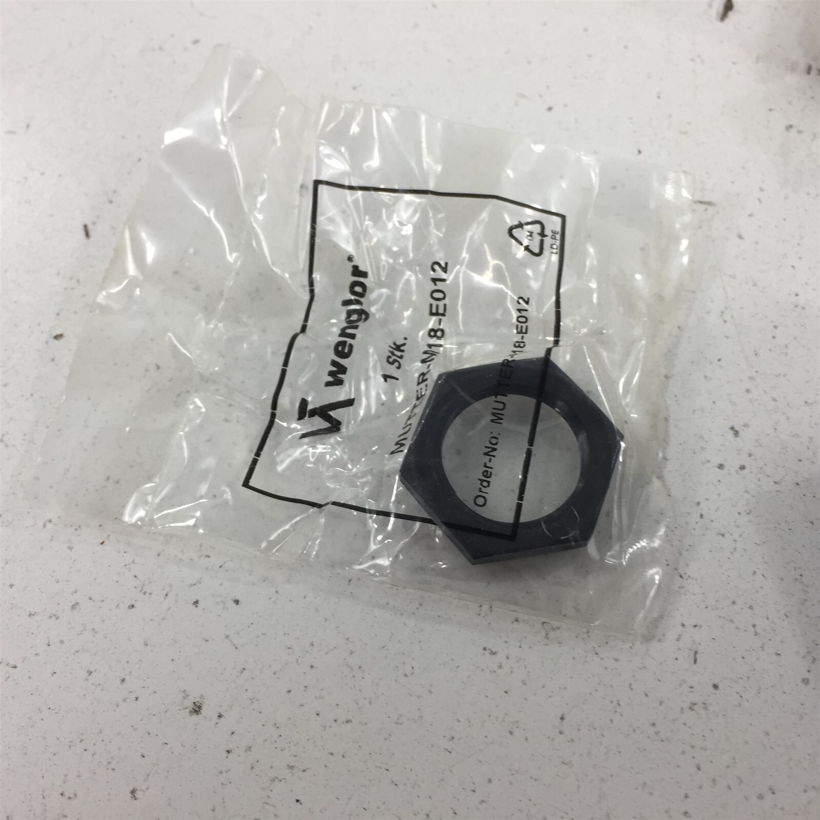 Wenglor YR24PCT2 Reflex Sensor