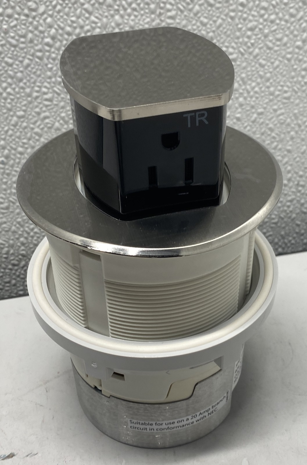 Hubbell 15A 125V Tamper Resistant Pop-Up Countertop Receptacle RCT200NI