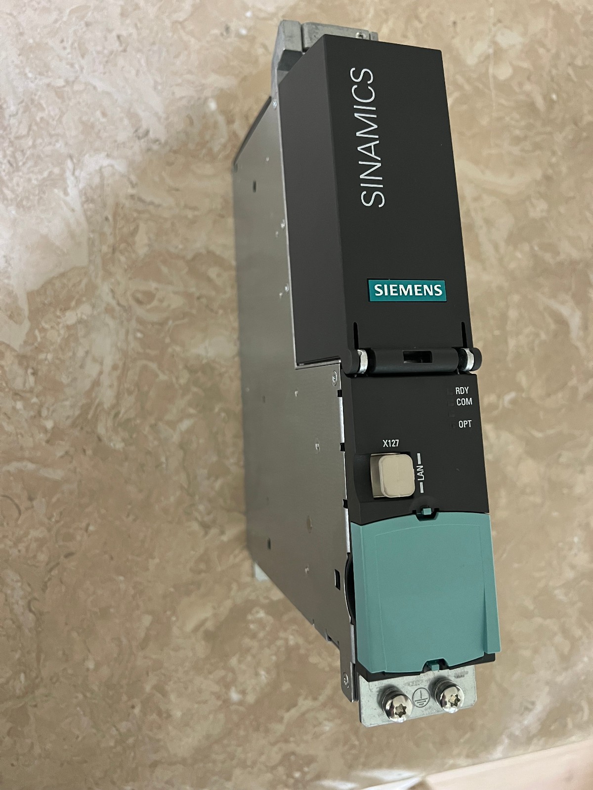 Siemens Sinamics 6SL3040-1MA01-0AA0 CU320-2 PN CONTROL UNIT *USED*