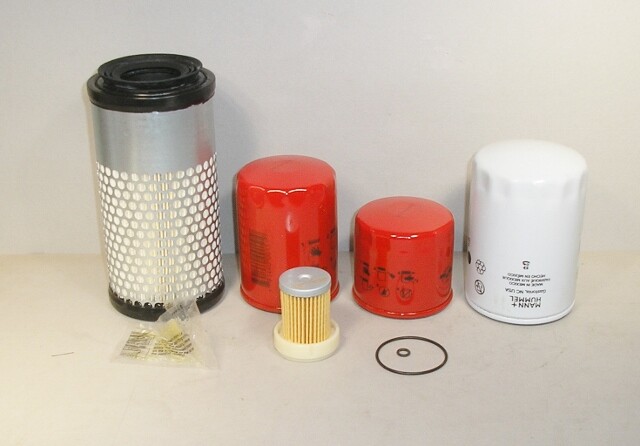 Filter Kit for Kubota B26 B7500 B7510 B7610 B2410 HST Top Quality