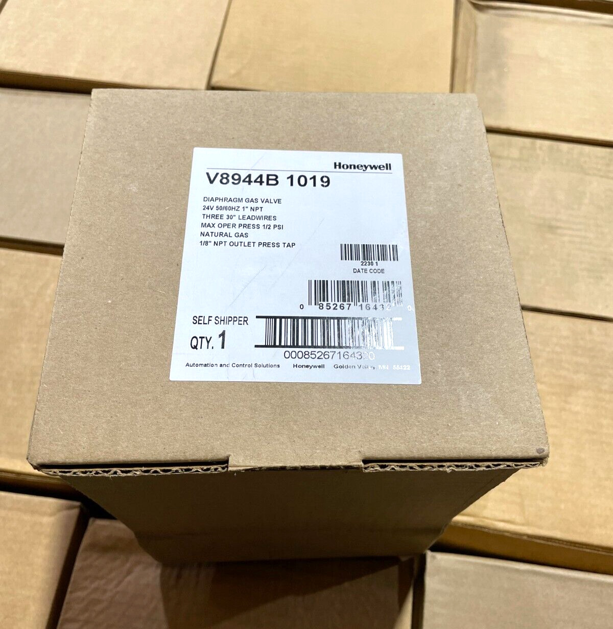 Honeywell V8944B 1019 1″ NPT 24V Diaphragm Gas Valve New/Open Box