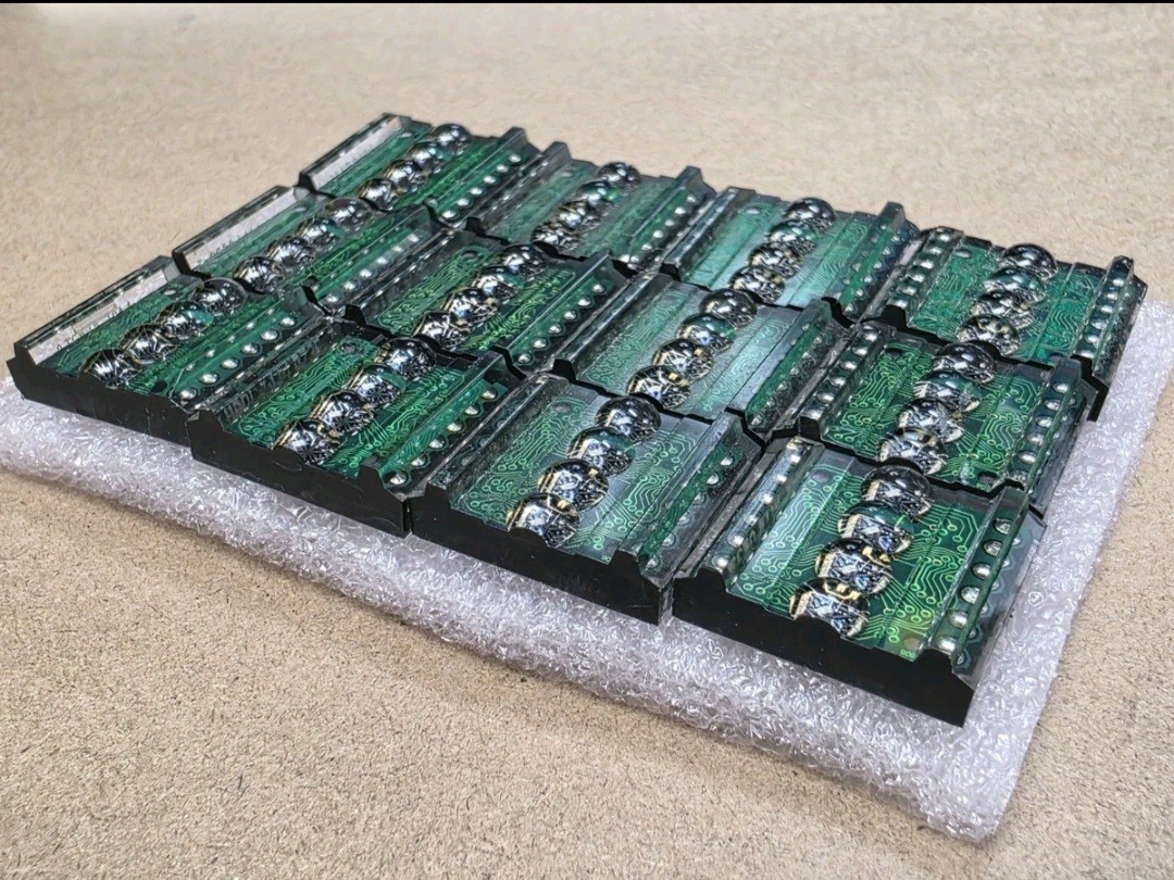 HPDL-1414 Four Character SmartAlphanumeric Displays MALASIA 12 pcs