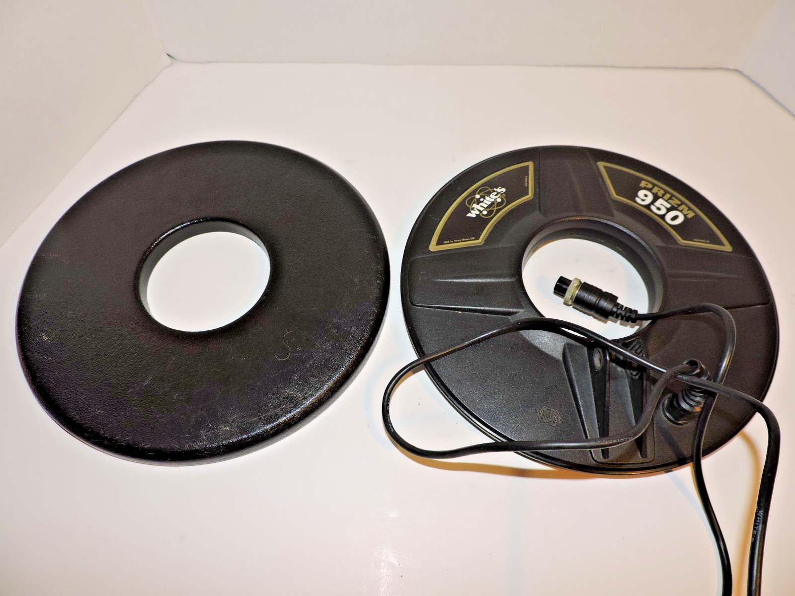 White’s Prizm 950 Coil with Cover Metal Detector 9.5″