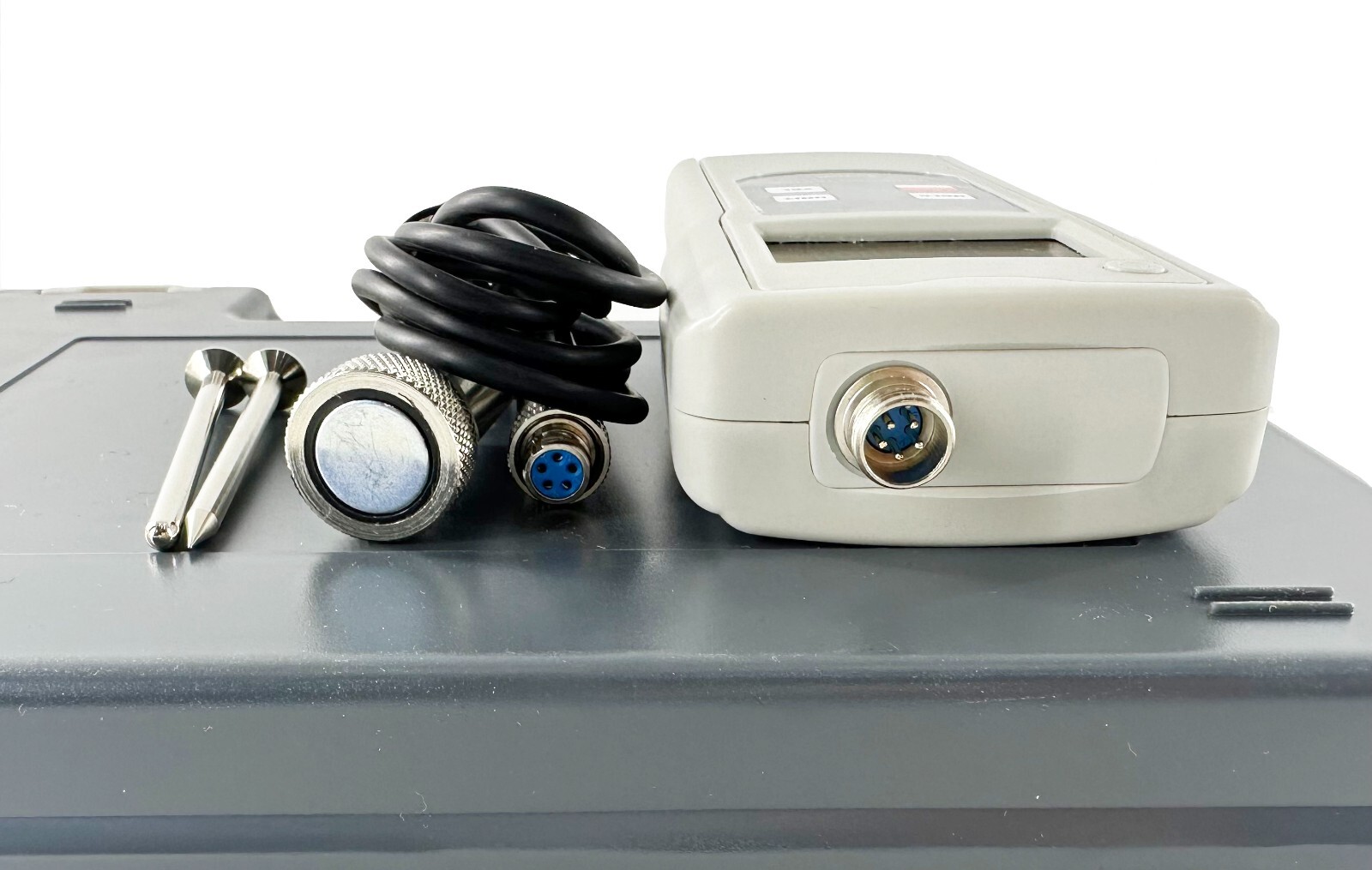 Digital Vibration Meter with Acceleration 0.1-400.0 m/s² Software and USB Cable