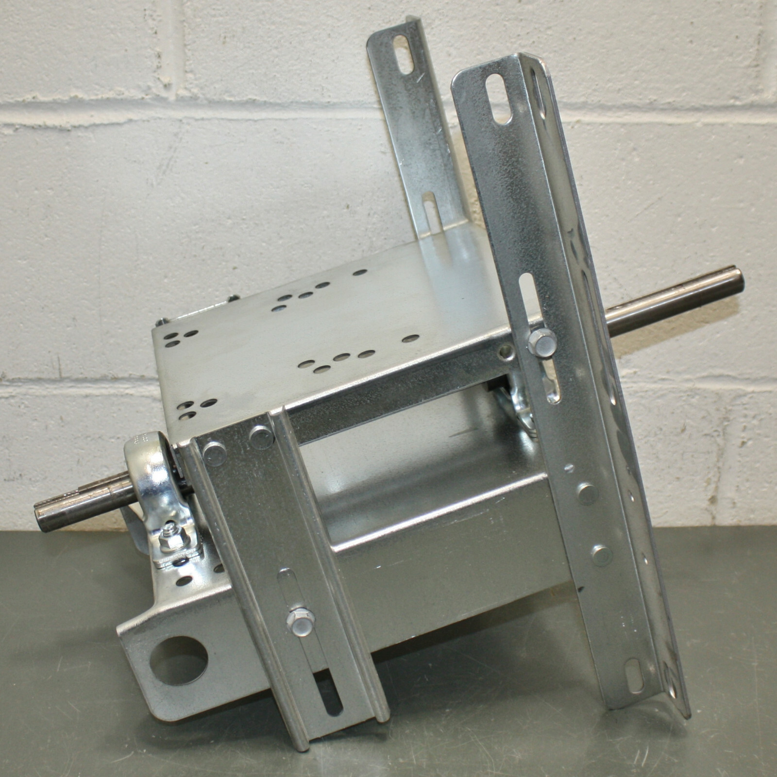 Dayton Replacement Fan/Blower Drive Frame Assembly 6366418, 1/2″ Shaft, Bearings