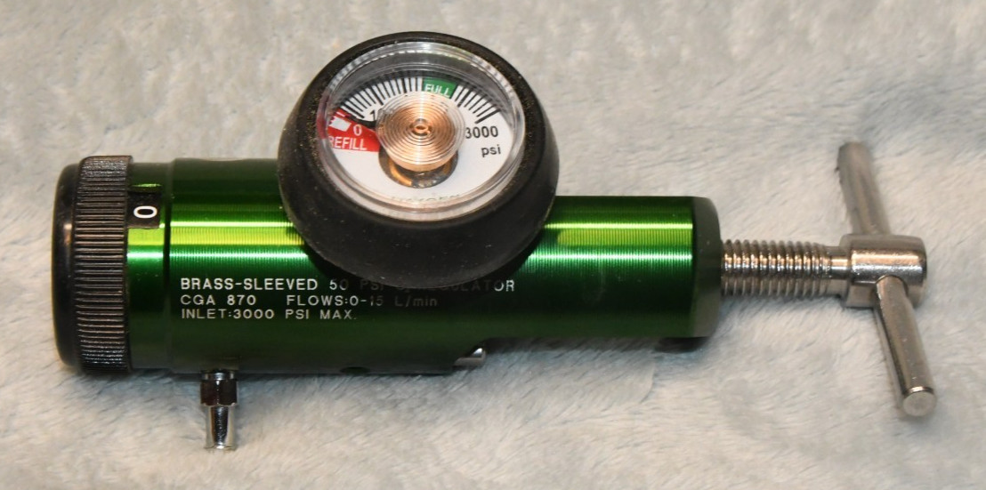 NOS Roscoe Corp HP Oxygen Regulator 0.12-15LPM