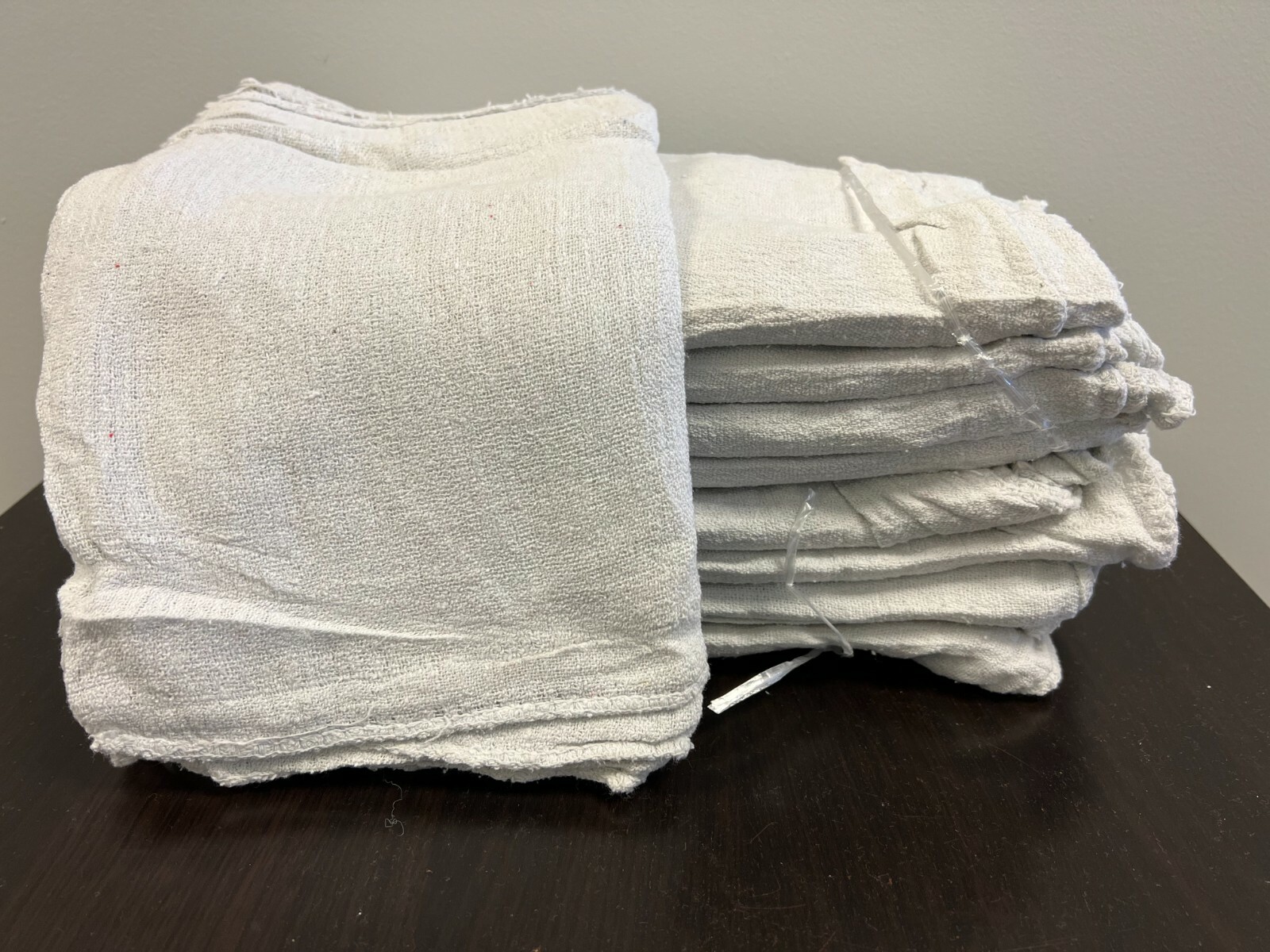 10000 PIECES NEW WHITE INDUSTRIAL SHOP RAGS CLEANING TOWELS BULK