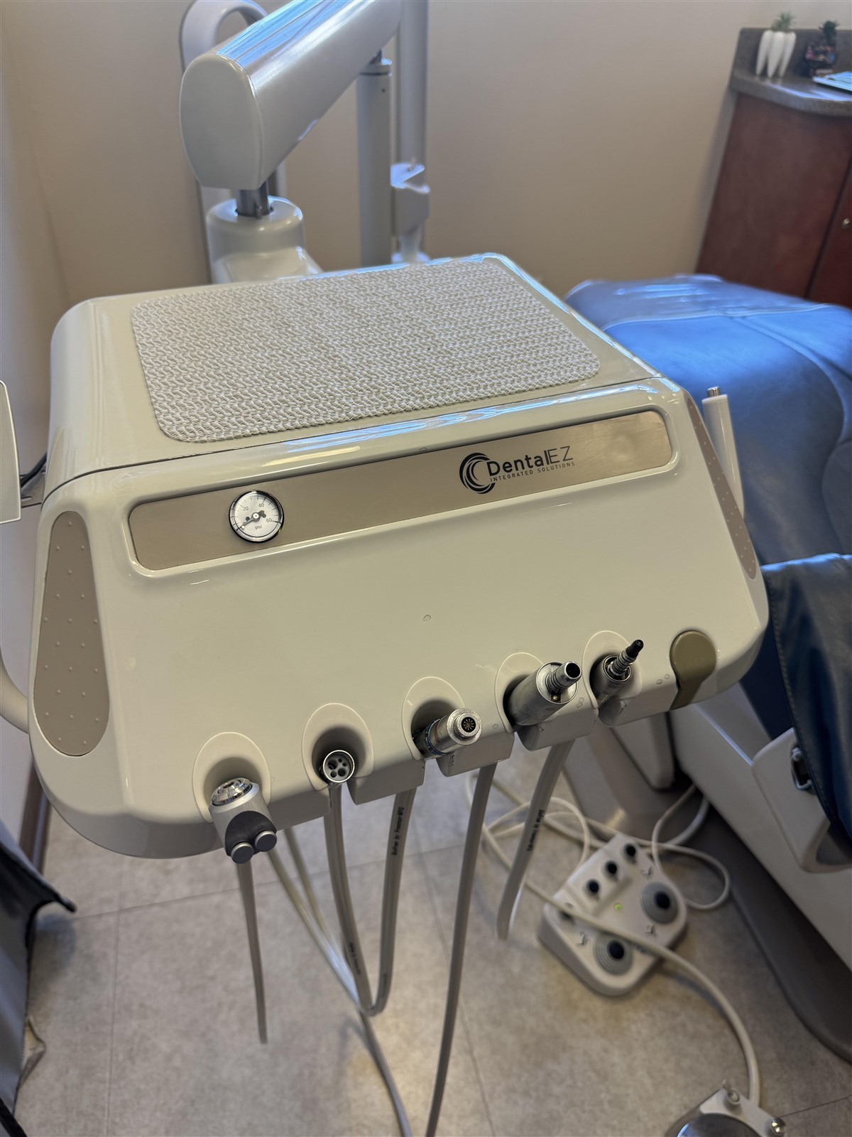 DentalEZ JVGN Dental Exam Chair Operatory Set Up Package