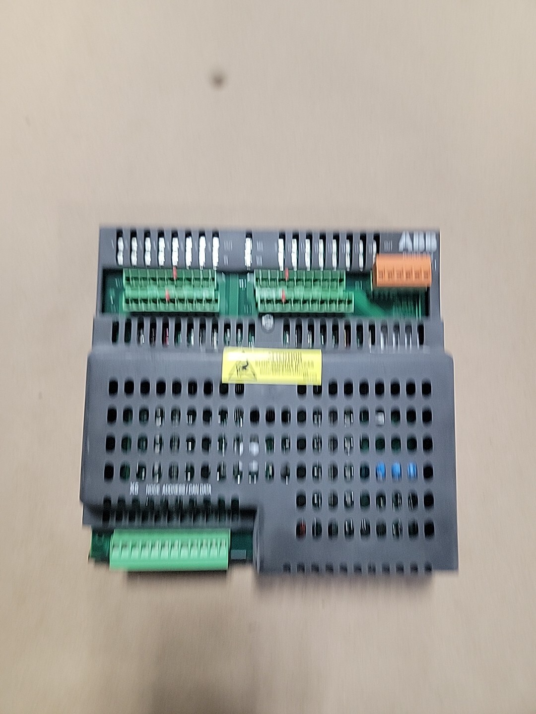 USED ABB DSQC 327 Combination I/O Module 3HAB 7230-1/04