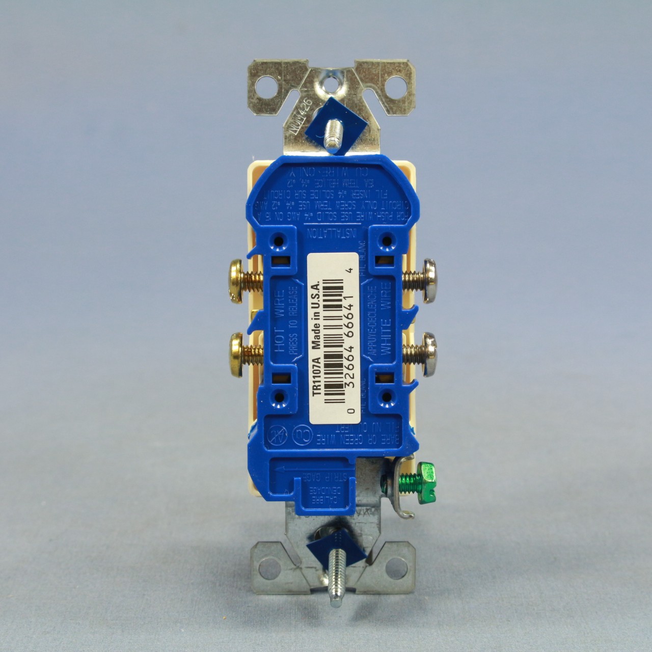 10 Cooper Almond TAMPER RESISTANT Duplex Receptacle Outlets 5-15R 15A TR1107A