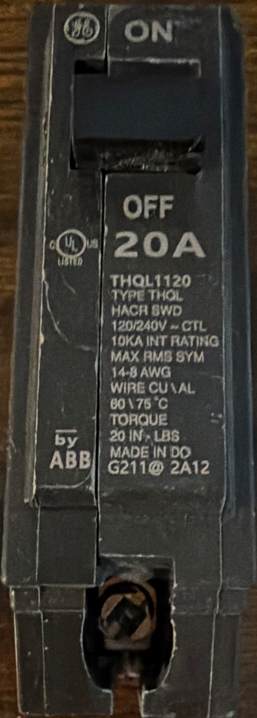 GE THQL1120 20A 1-Pole Circuit Breaker 101-150V AC Trip Indicator