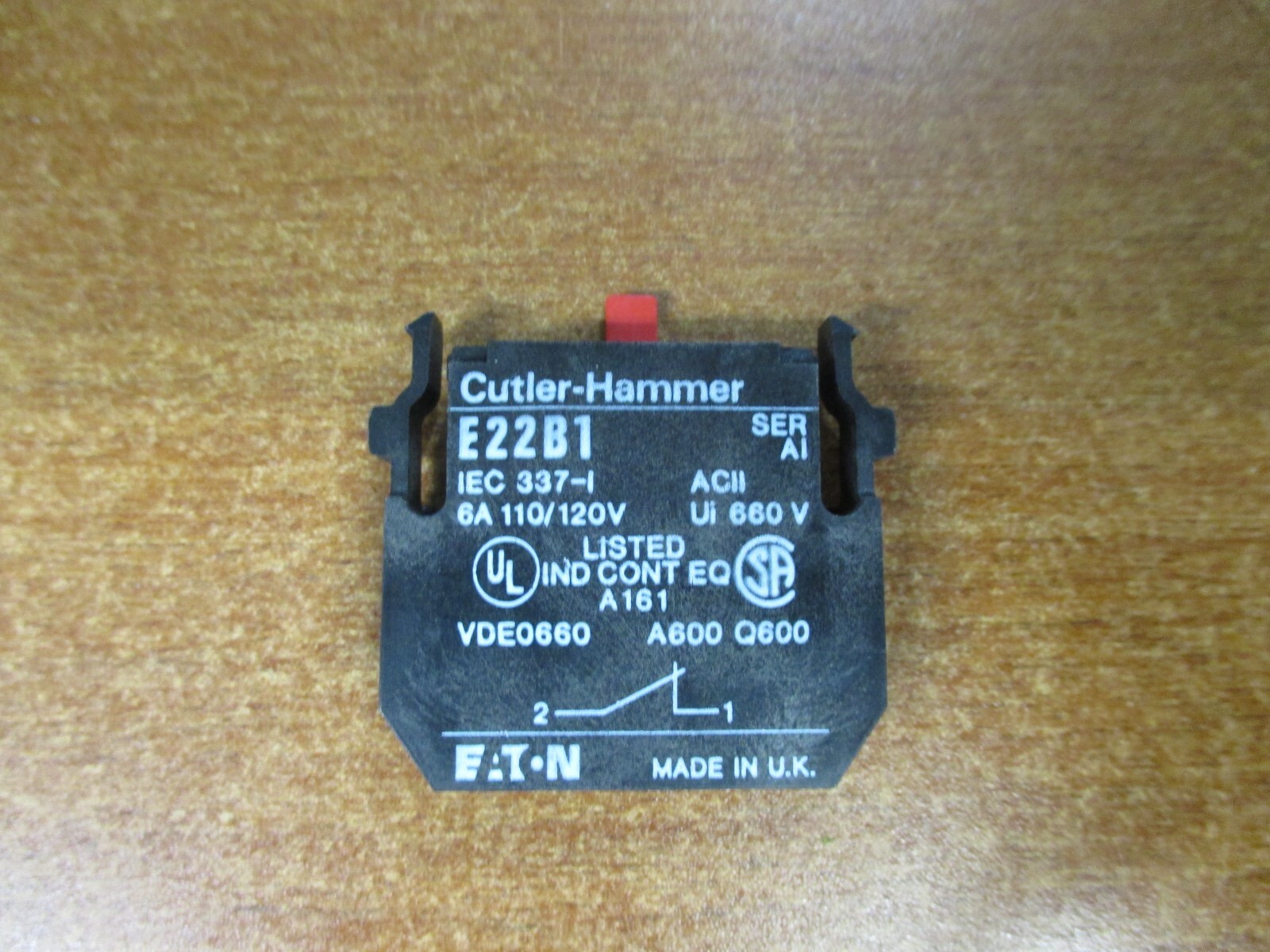 Eaton Cutler Hammer E22B1 SER. AI Contact Block, 10 A, 600 V, 1 Pole, 1NC NEW