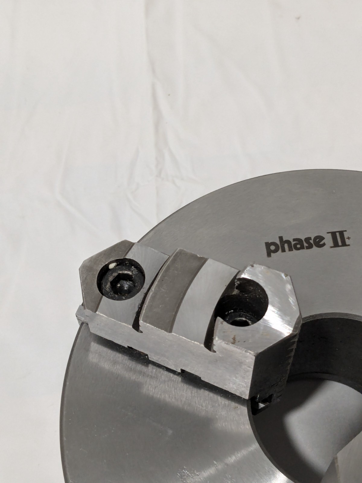 Phase II Manual Lathe Chuck: 8″, 3 Jaw, Self-Centering 559-114
