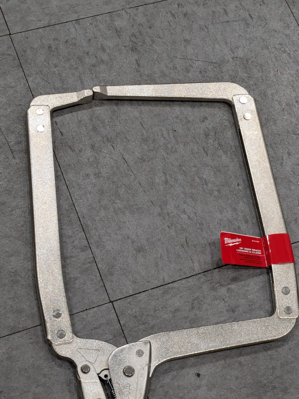Milwaukee Tool 18″ Deep Reach Locking C-Clamp 48-22-3529