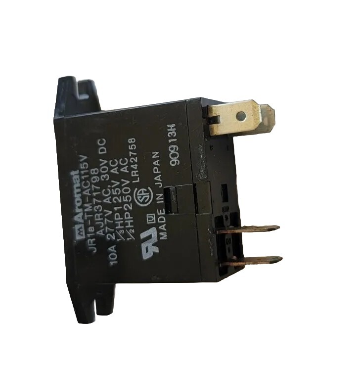 AROMAT AJR601798 RELAY 10 AMP 277V 1/2 HP /DC 30 v