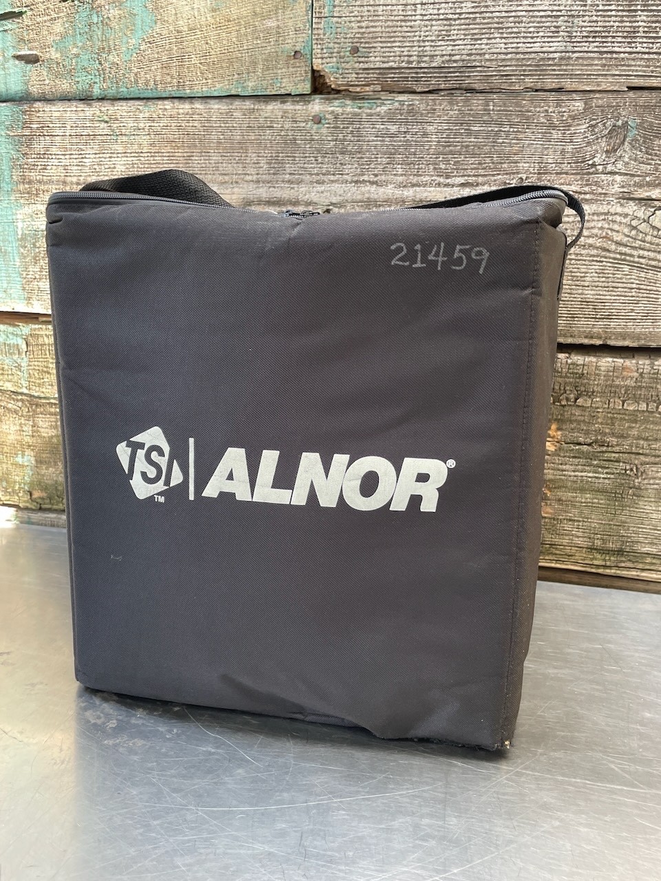 TSI Alnor LOFLO Balometer Model 6200 with Case & New Batteries Works!