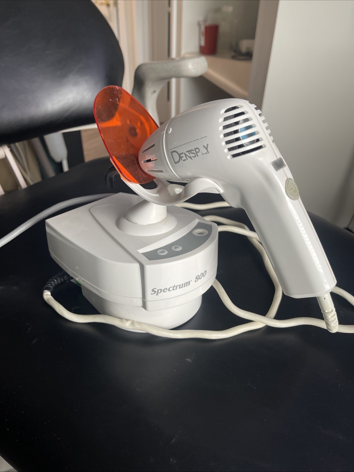 Dentsply Curing Light (Spectrum 800)