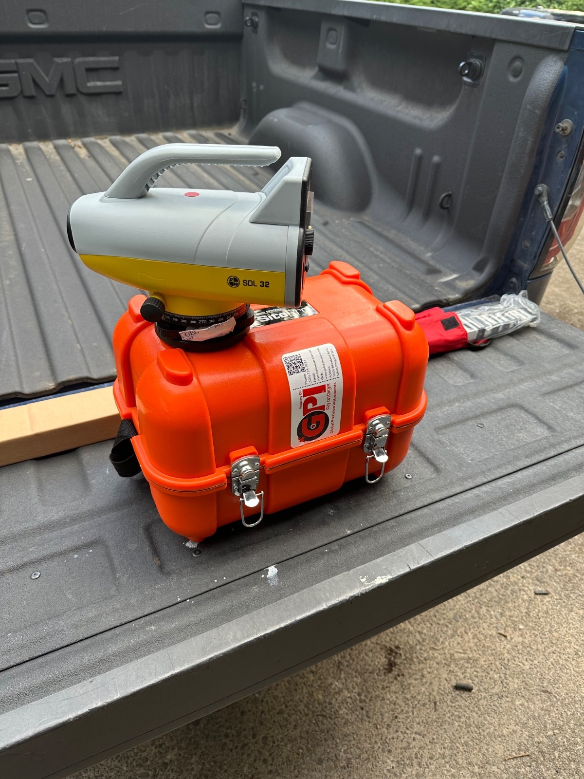 David Whites SitePro SDL 32 Survey Digital Level w/ 8m Barcode Rod