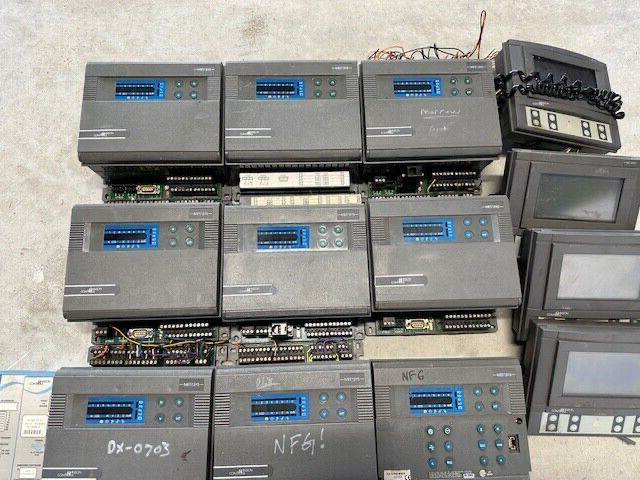 Lot of Johnson Controls Metasys System Pieces – Dx-9100-8454 / XP9100-8304