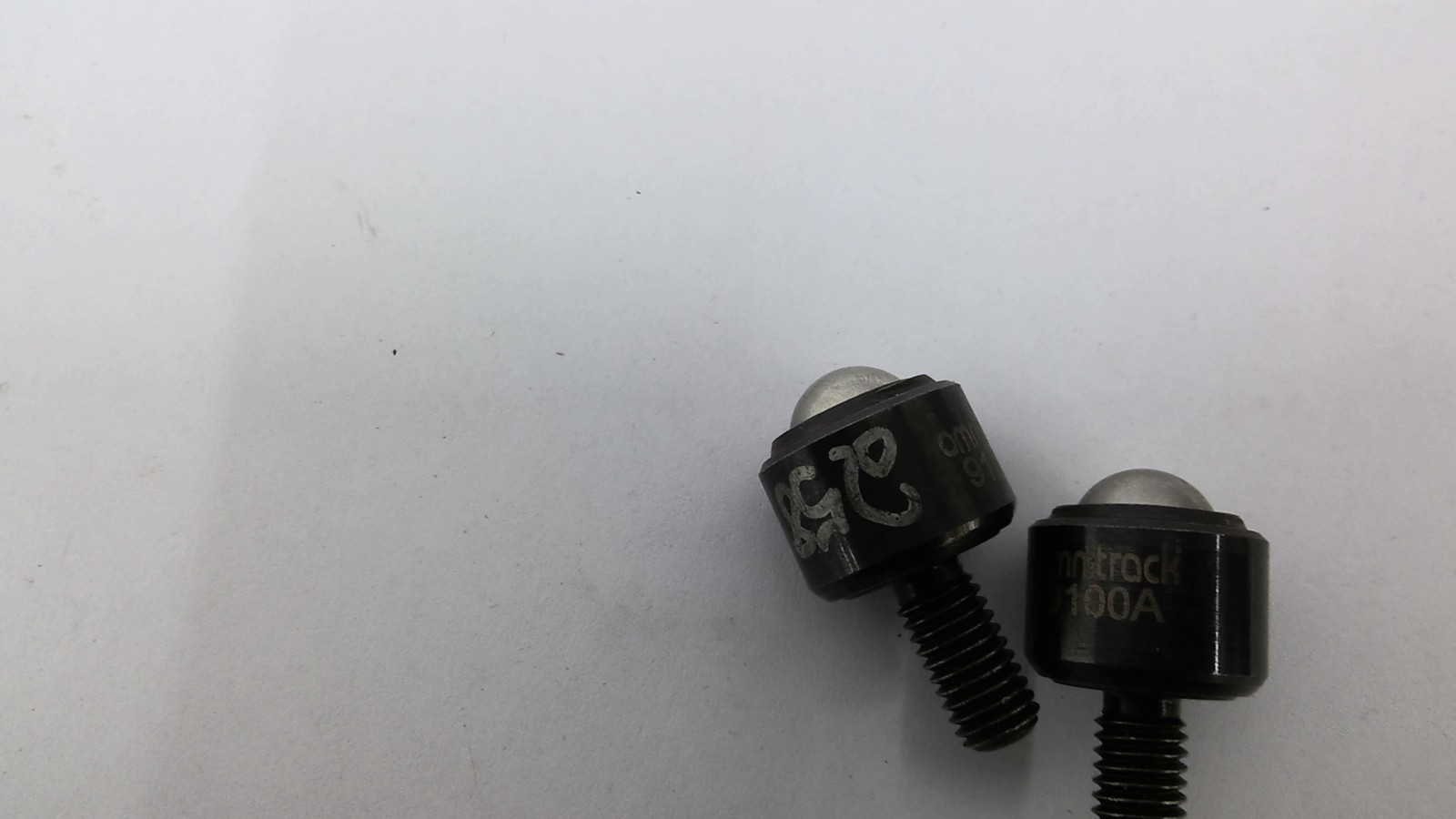 Omnitrack 9100A Ball Transfer Unit Lot of 2