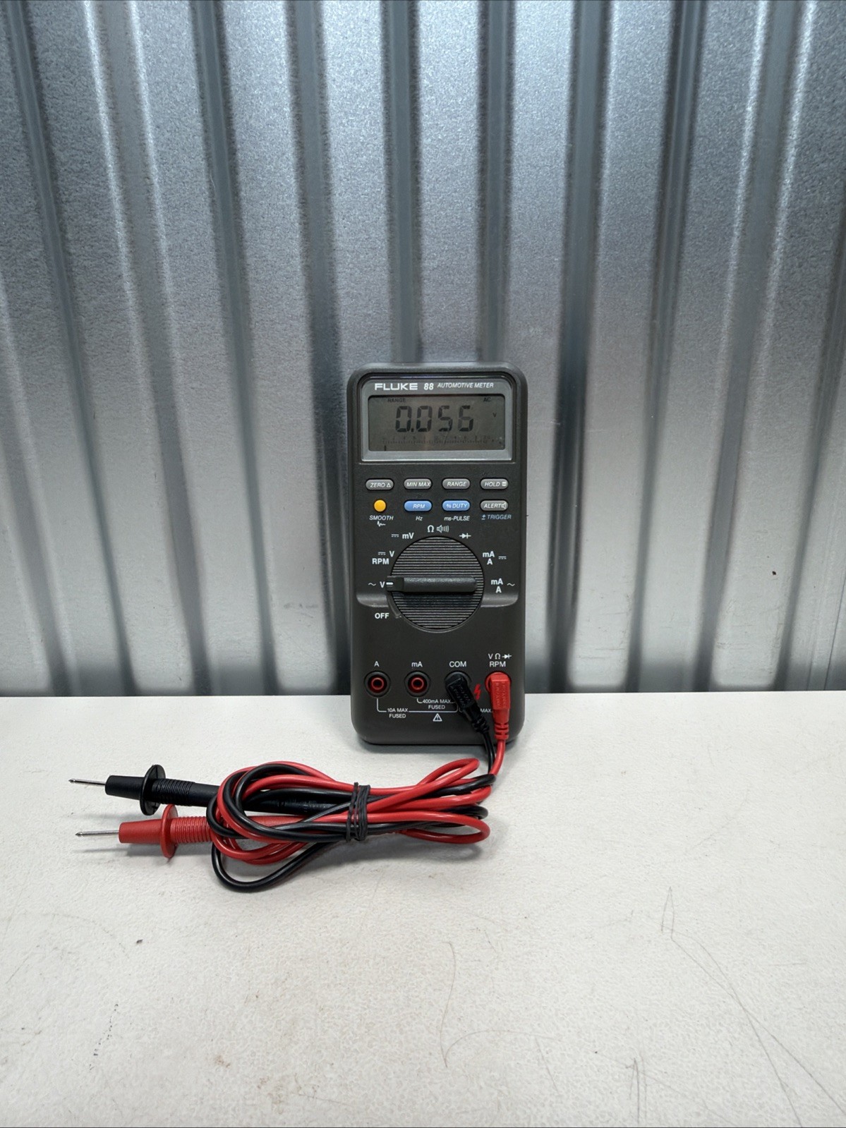Fluke 88 Digital Automotive Multimeter – Works!
