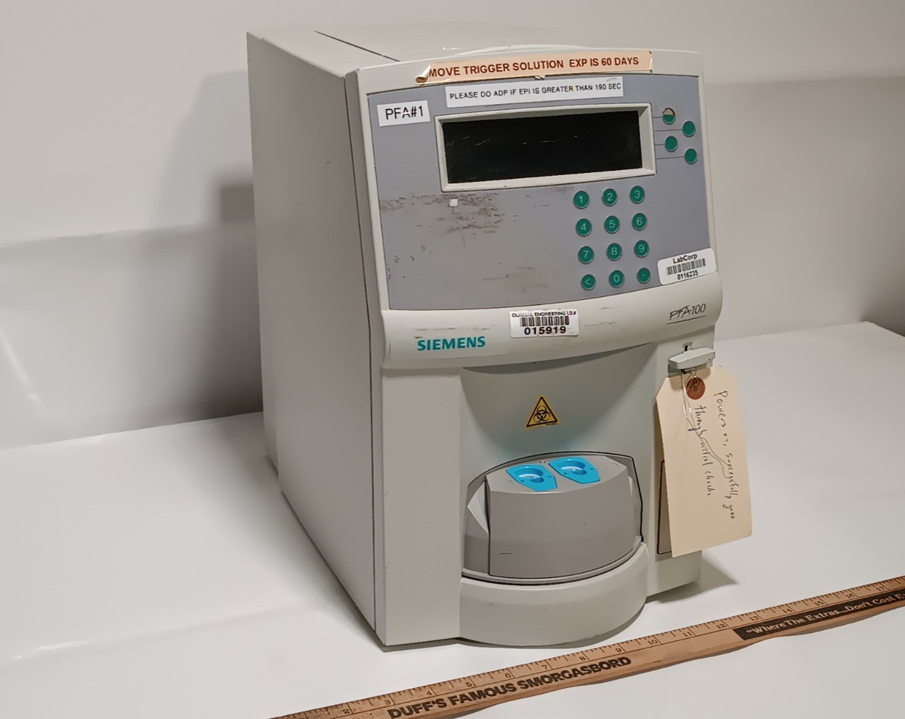 Siemens / Dade Behring PFA-100 platelet function analyzer lab device, made in US