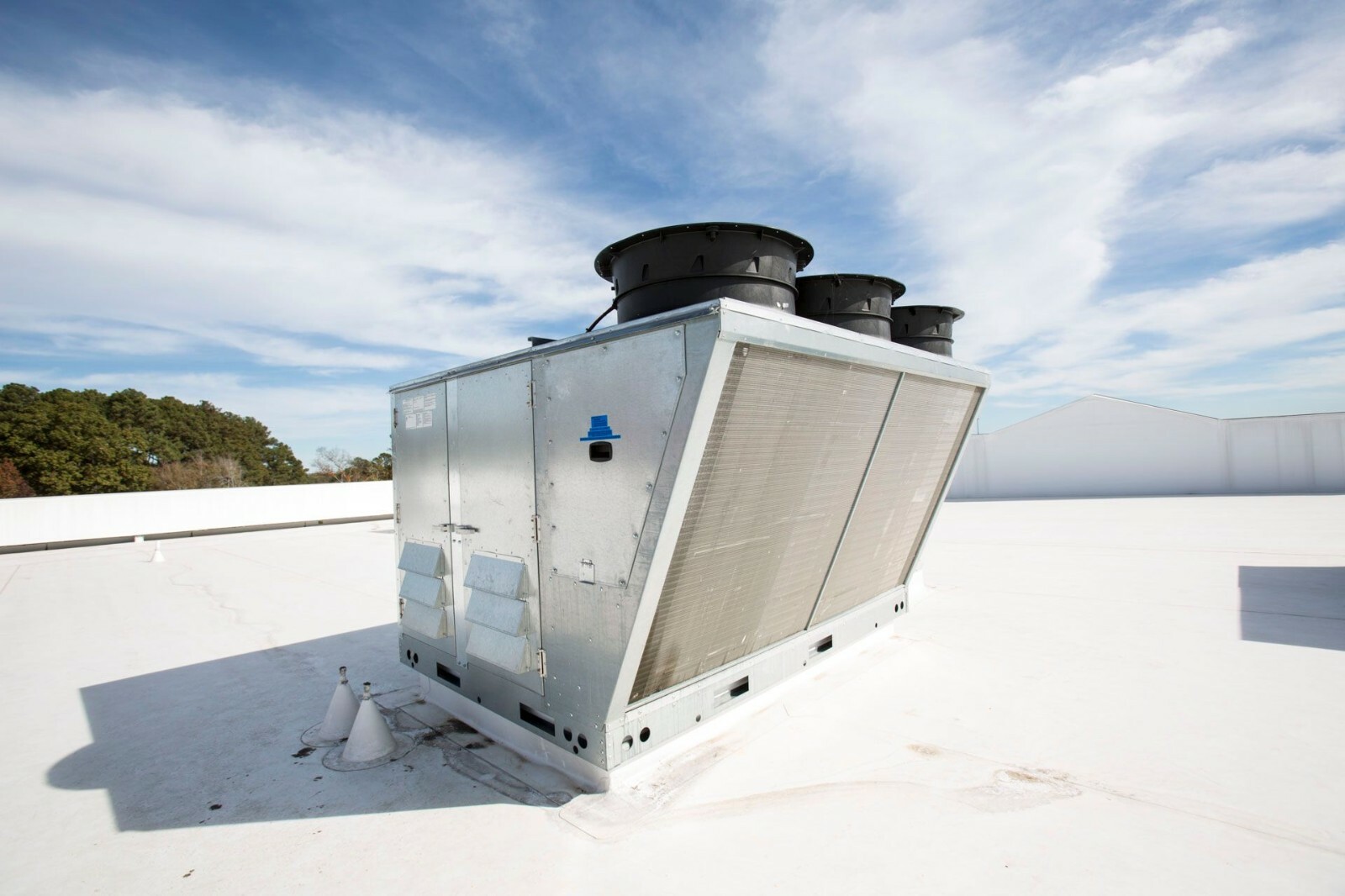 HVAC – Dedicated Outdoor Air Unit 1000 CFM Heated and Cooled for Optimal Comfort