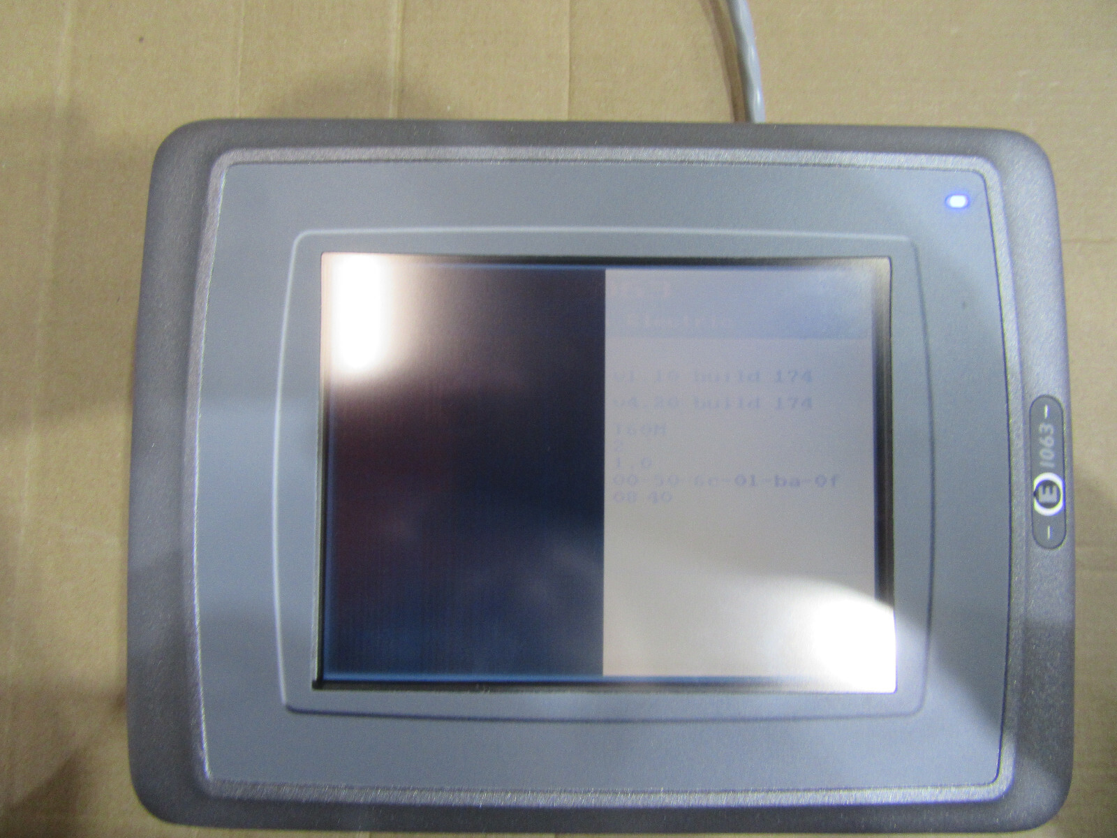 Mitsubishi E1063 – HMI/OIT – partially working – for repair or spare parts