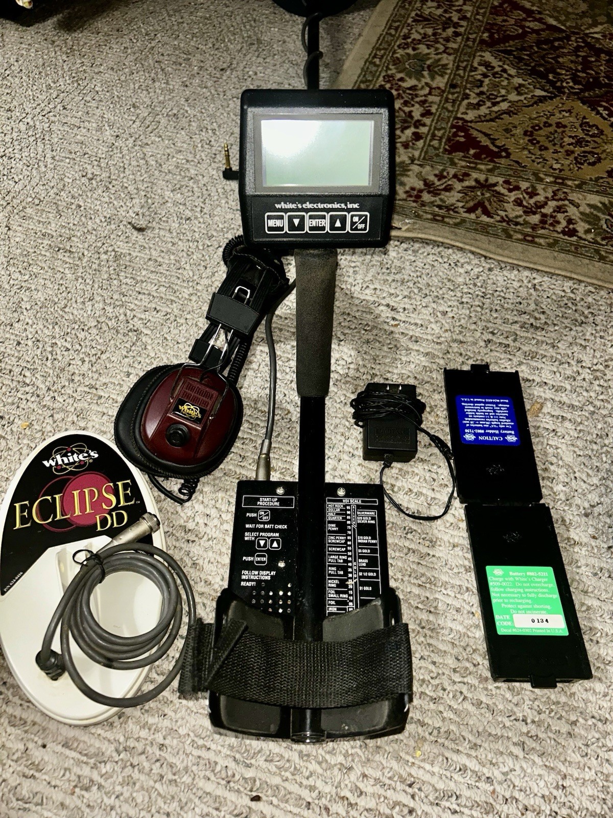 Whites DFX W/ Original Battery,coil, Eclipse DD Coil, AA Battery Holder, Hphones