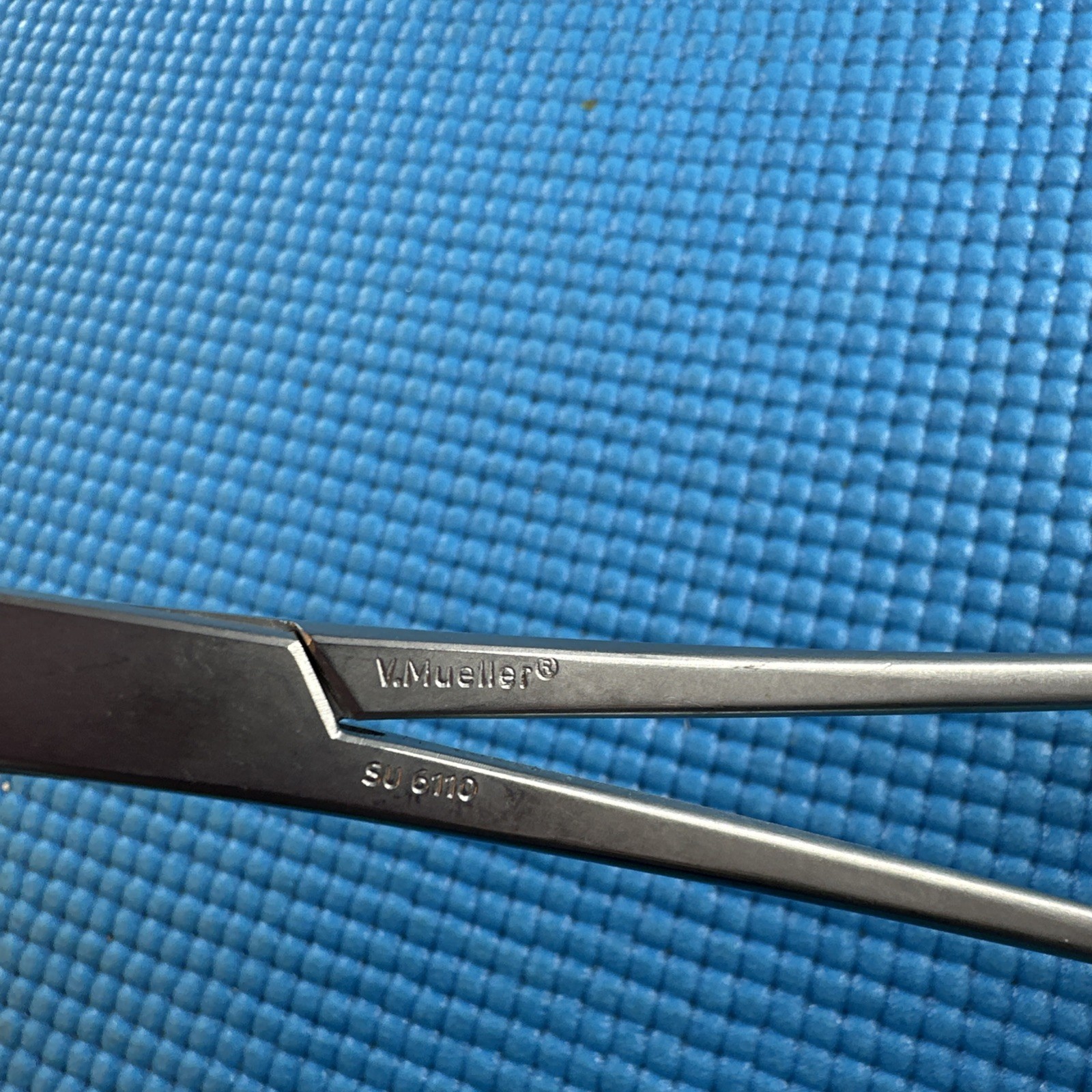 4 CardioVascular Instruments Specialty quality stainless steel. W.Lorenz, Codman