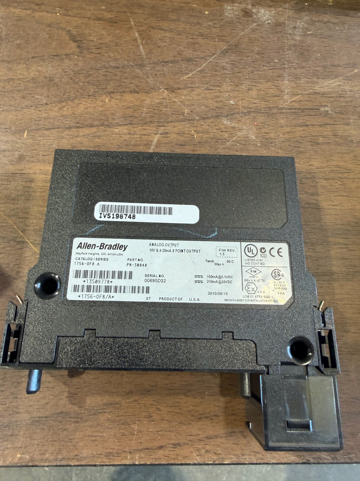 Allen Bradley 1756-OF8 Output Module B242