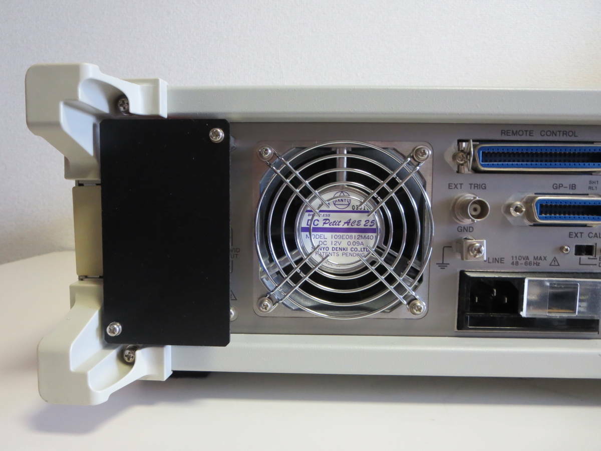 ADVANTEST R6161 Voltage Current Source