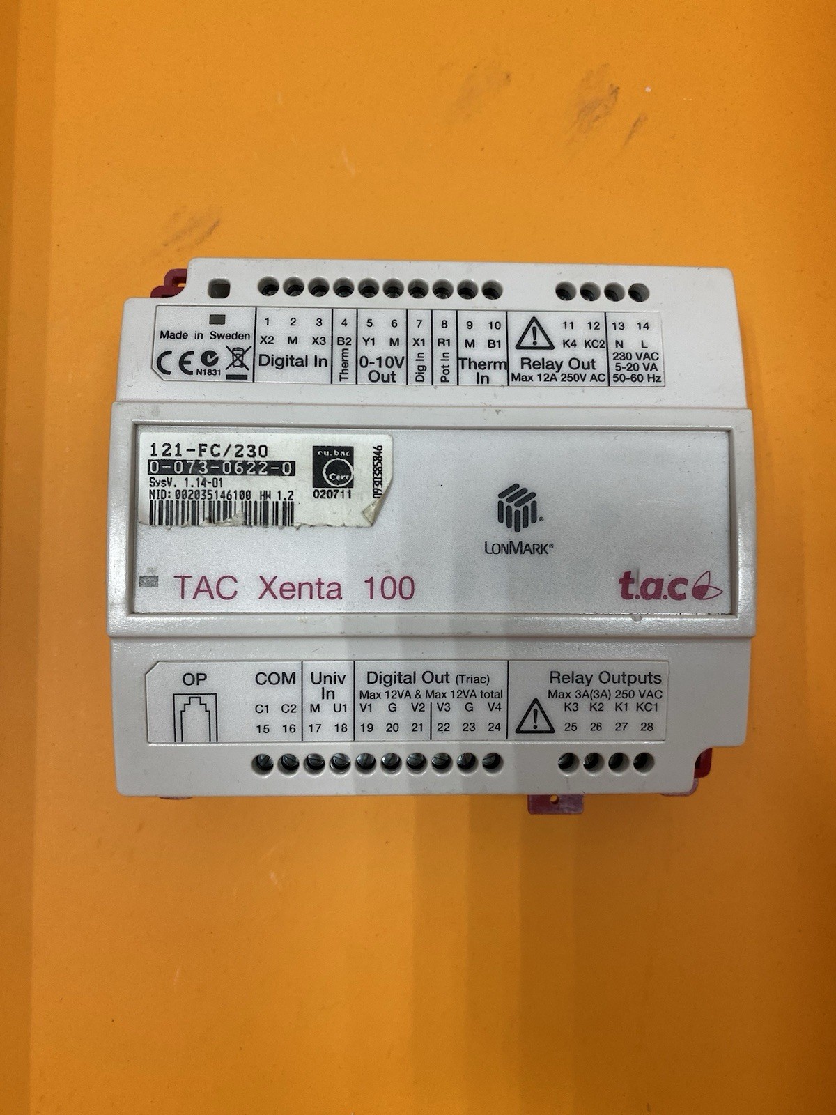 T.A.C LONMARK TAC XENTA 100 121-FC/230 CONTROLLER 0-073-0622-0